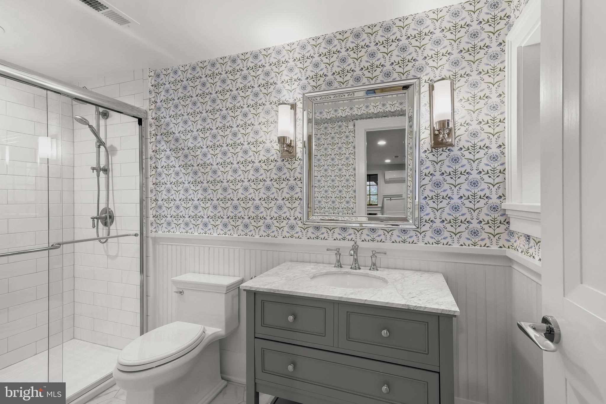 GIBSON ISLAND - Residential