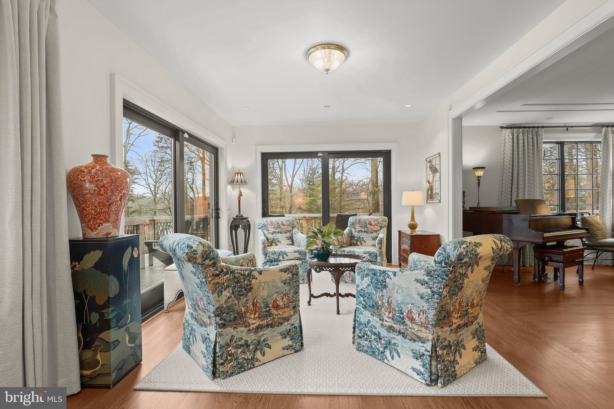 GIBSON ISLAND - Residential