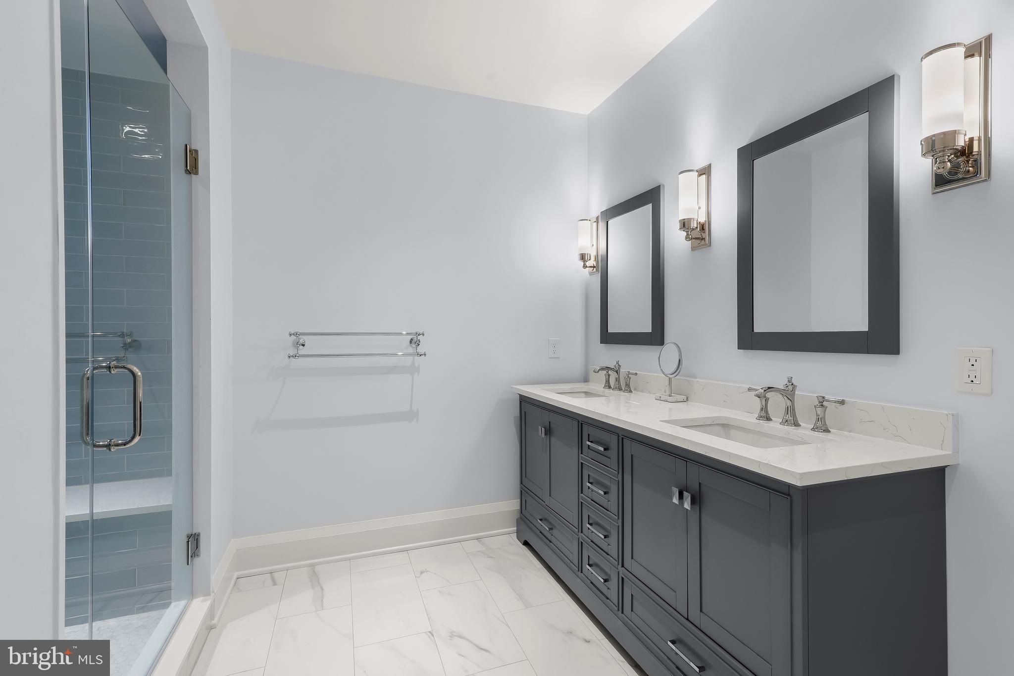 GIBSON ISLAND - Residential