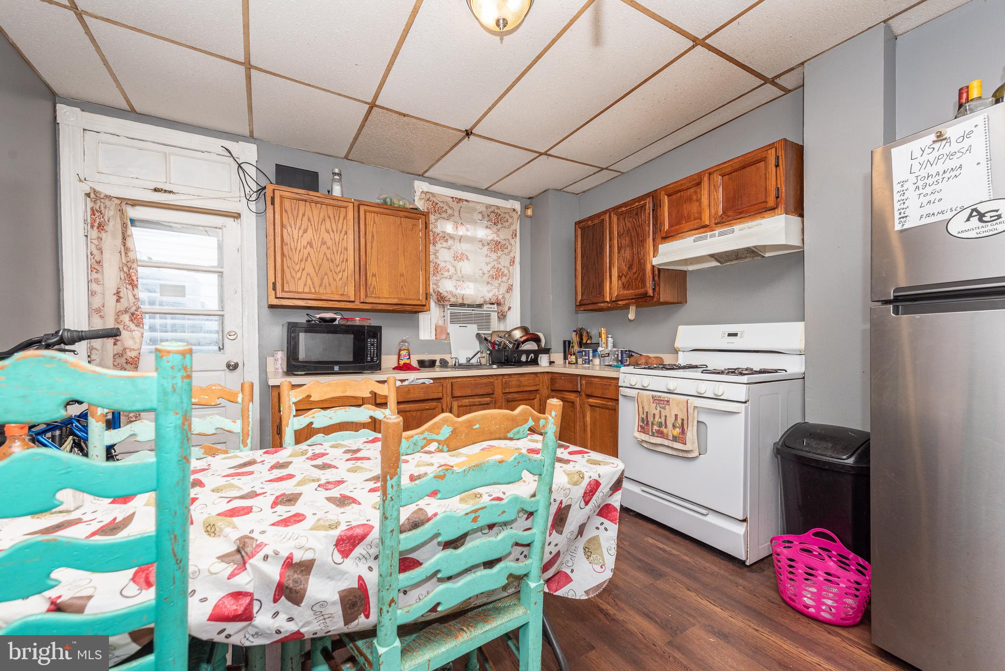 HIGHLANDTOWN - Residential