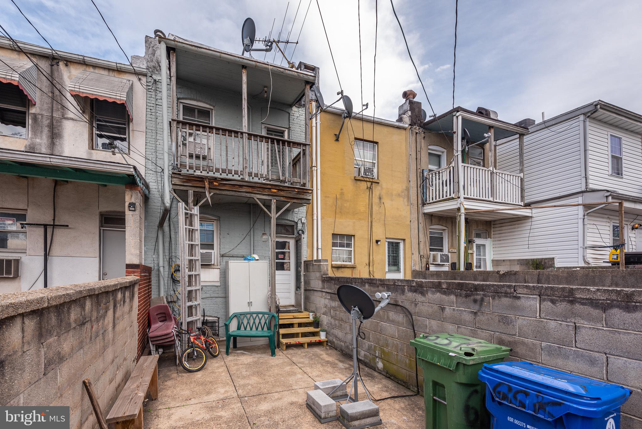 HIGHLANDTOWN - Residential