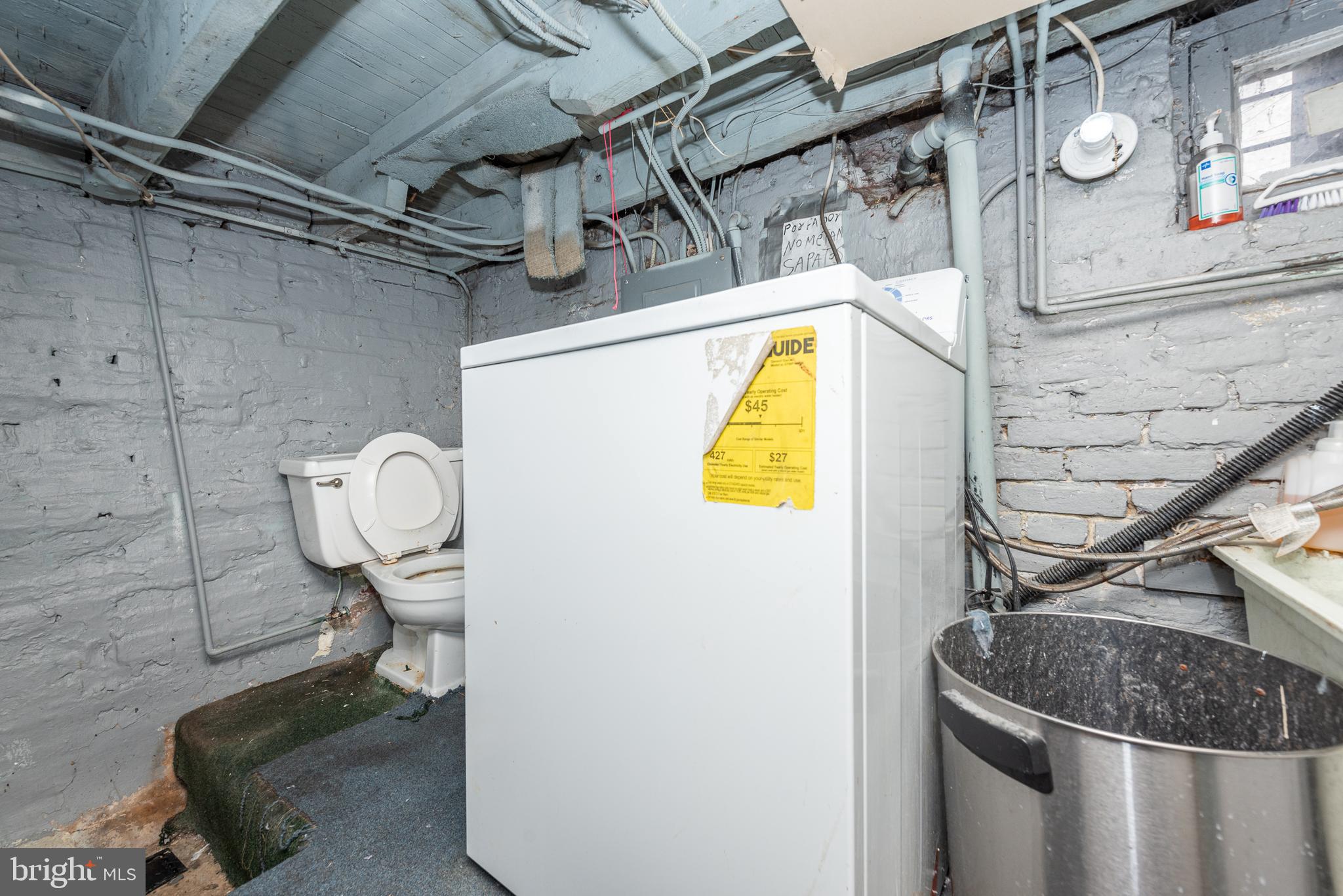 HIGHLANDTOWN - Residential