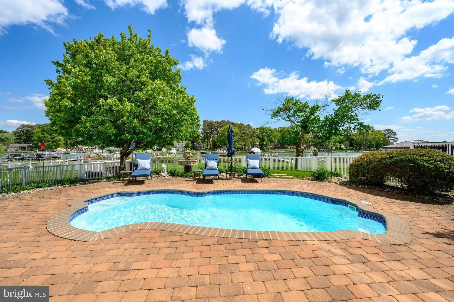 HARBOR VIEW - Residential