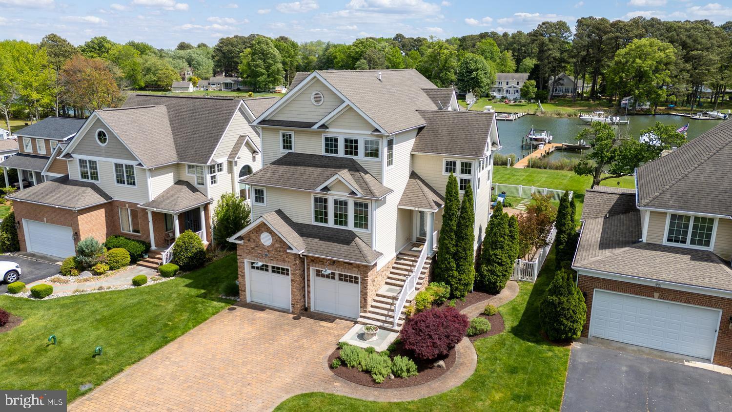 HARBOR VIEW - Residential