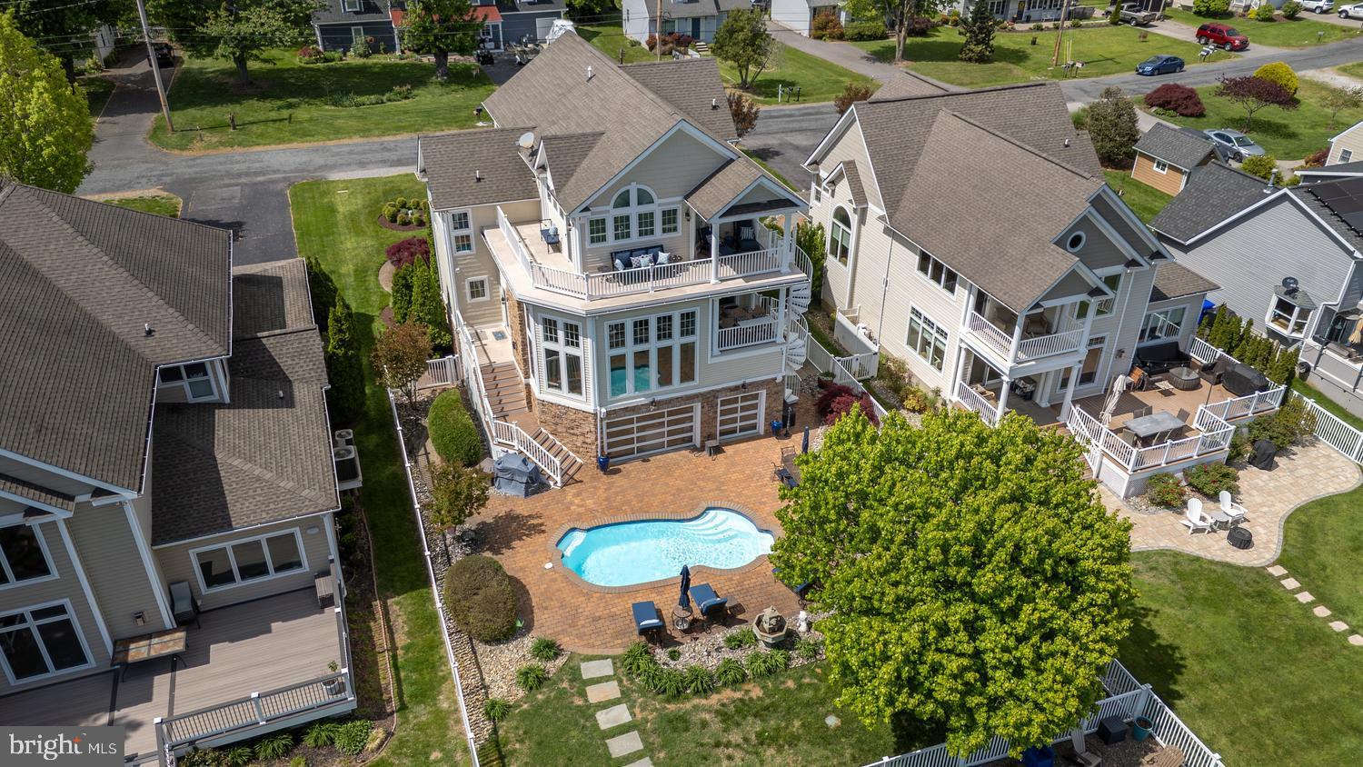 HARBOR VIEW - Residential