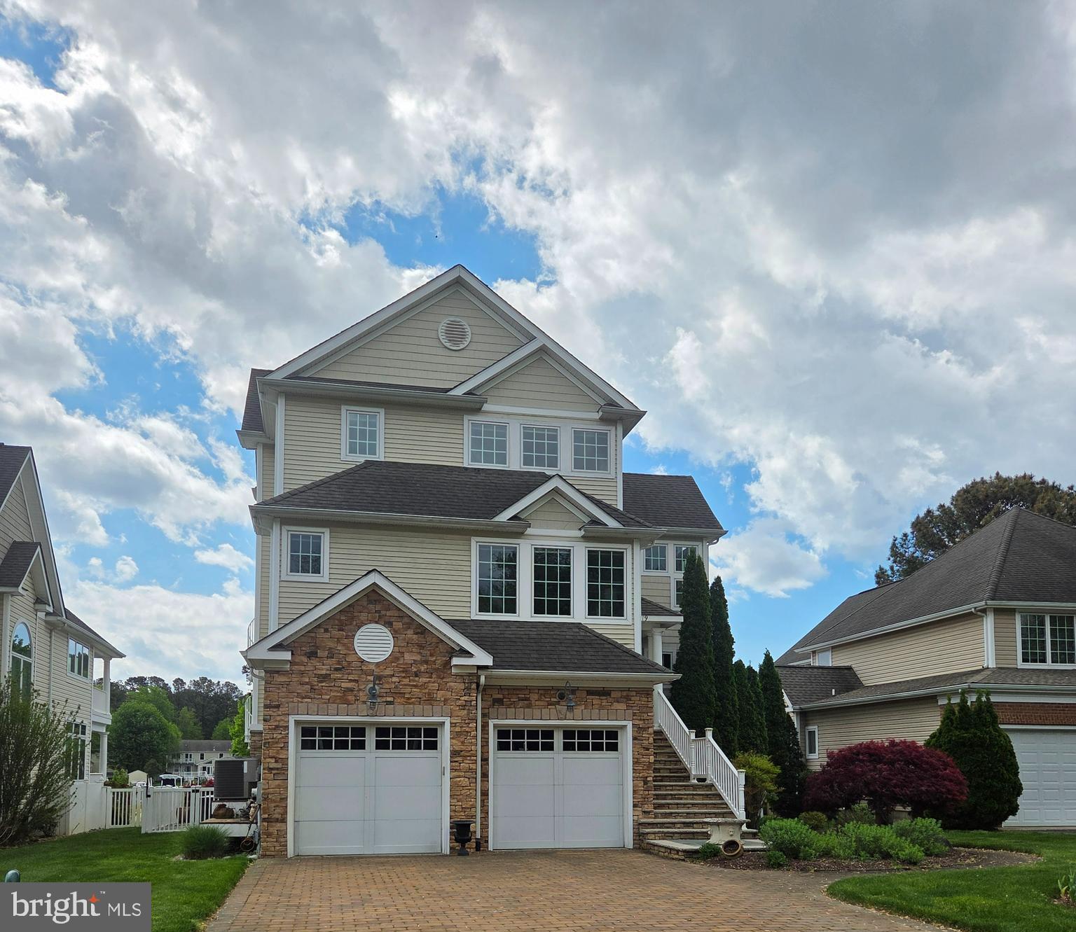 HARBOR VIEW - Residential