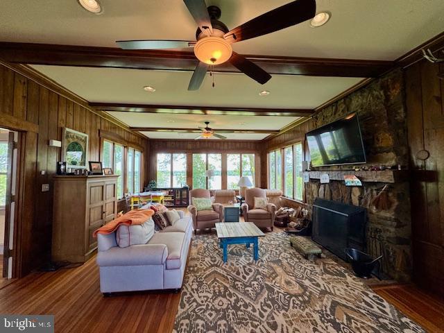 209 OLDFIELD POINT CIRCLE