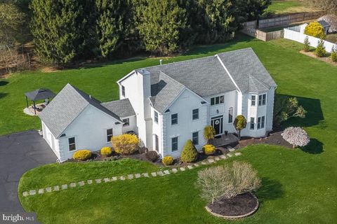 11 WILSON WAY RINGOES NJ 08551