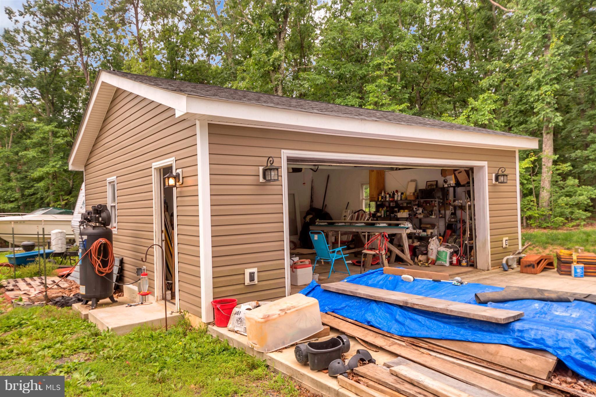 BATTLEFIELD ESTATES - Residential