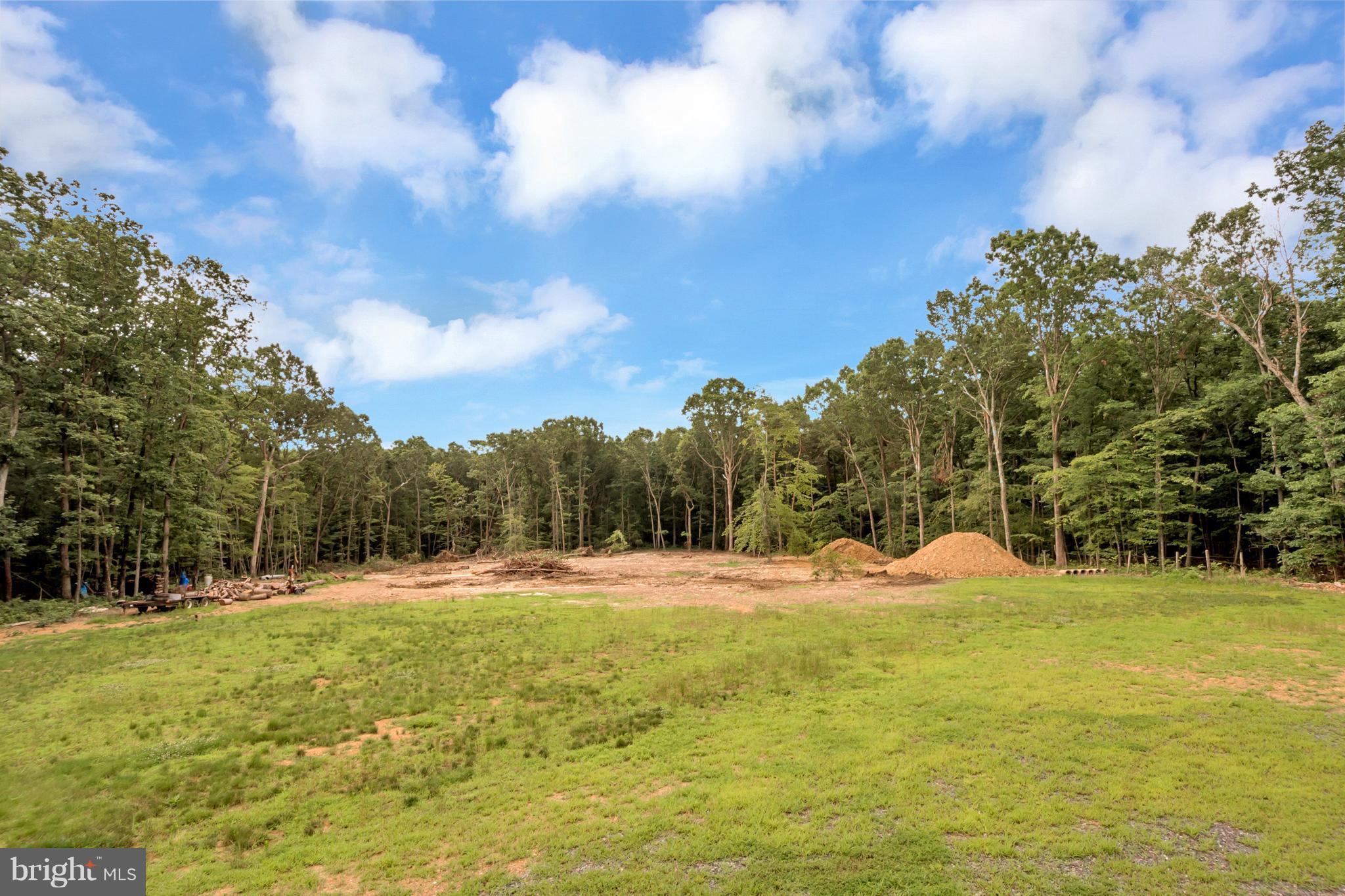 BATTLEFIELD ESTATES - Residential