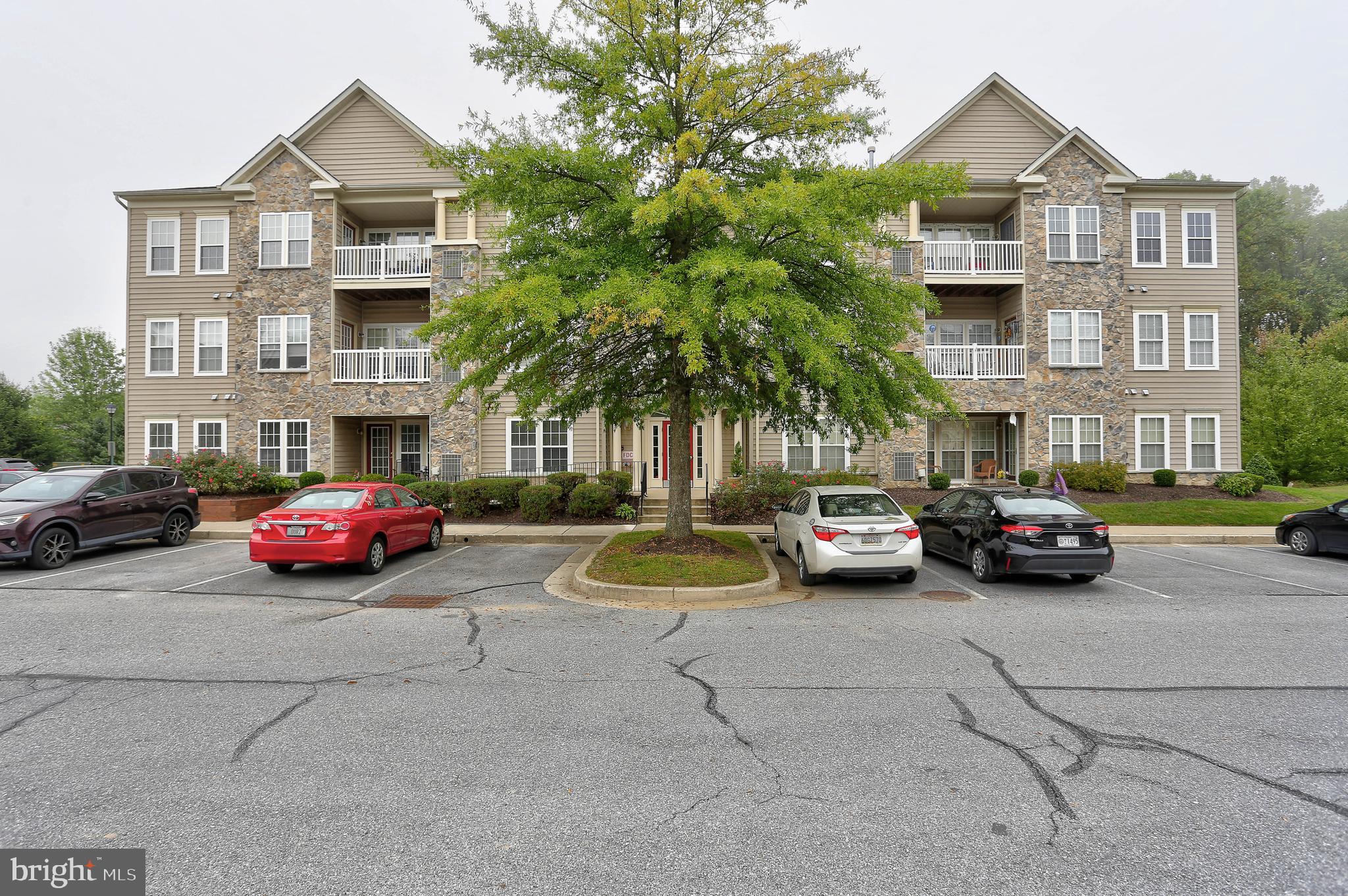 144 GLYNDON TRACE DRIVE 144