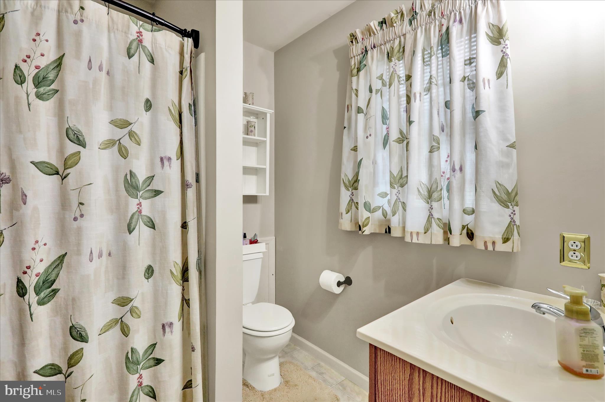 COUNTRY CLUB RUN - Residential