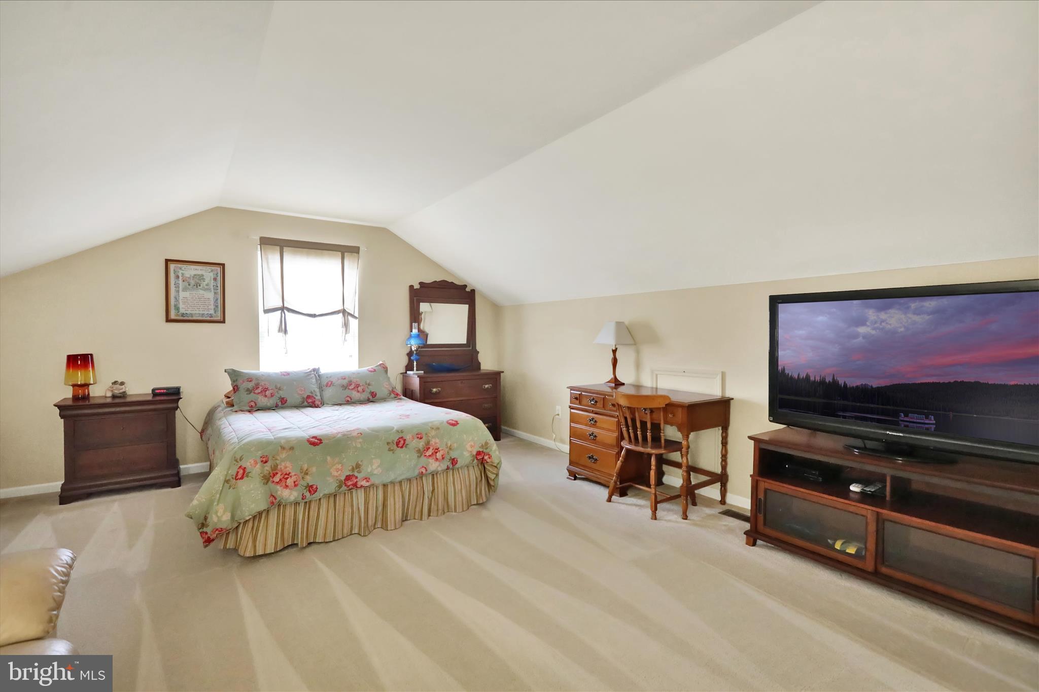 COUNTRY CLUB RUN - Residential