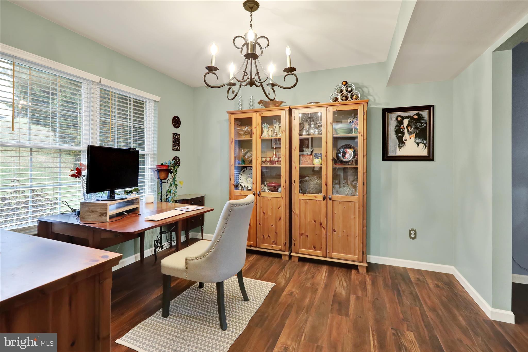 COUNTRY CLUB RUN - Residential