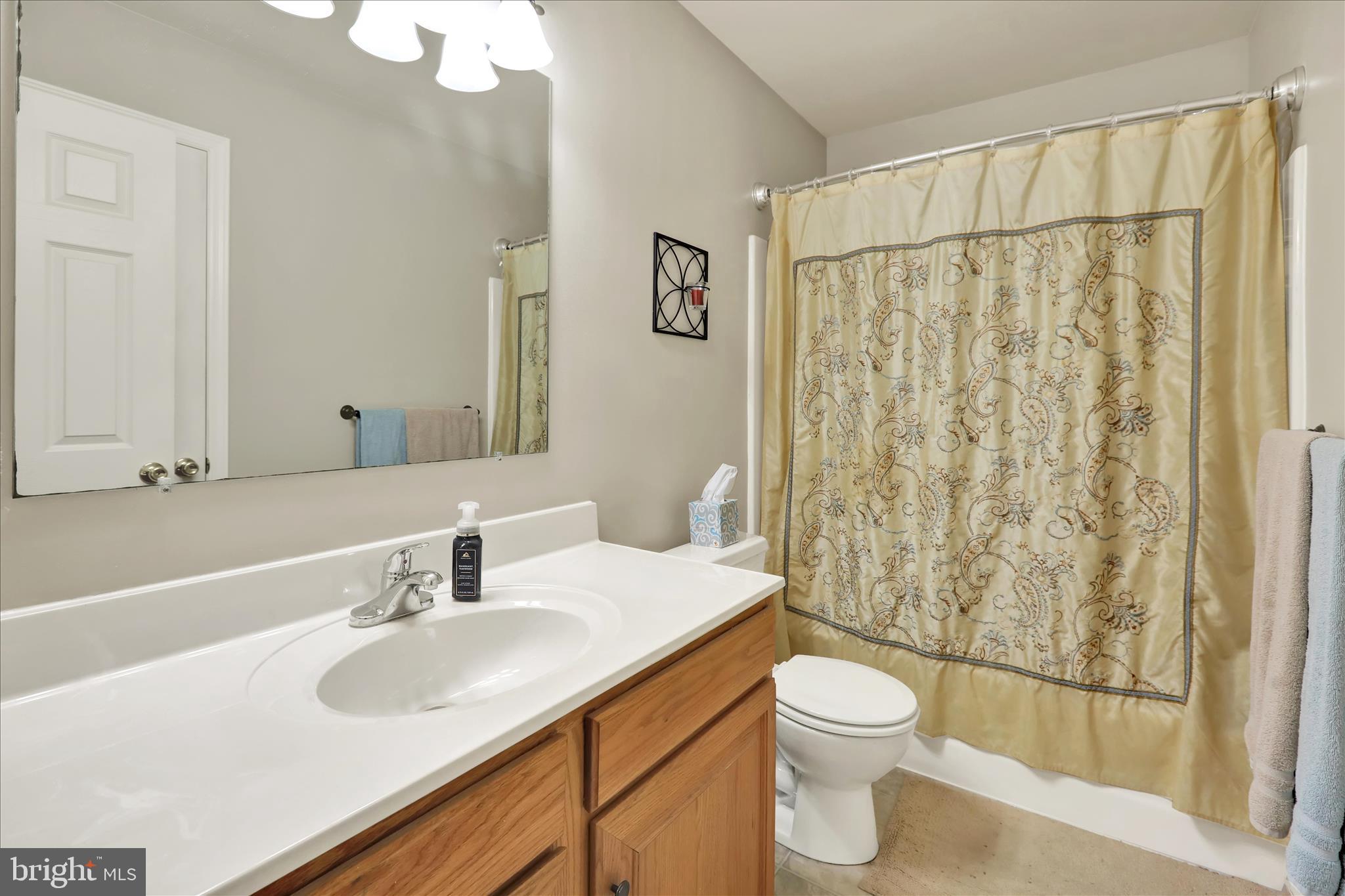 COUNTRY CLUB RUN - Residential