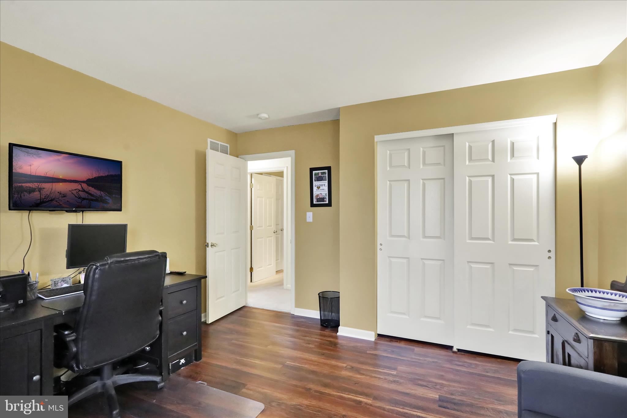 COUNTRY CLUB RUN - Residential