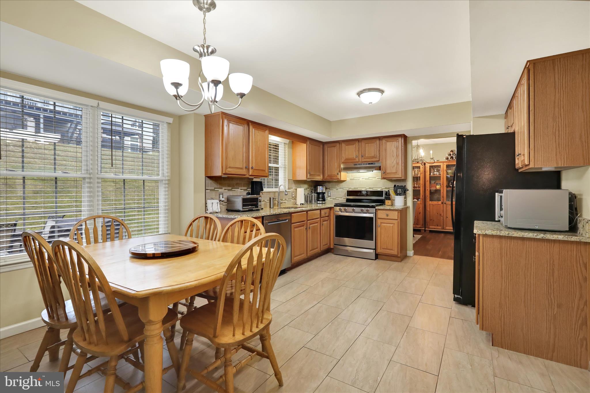 COUNTRY CLUB RUN - Residential