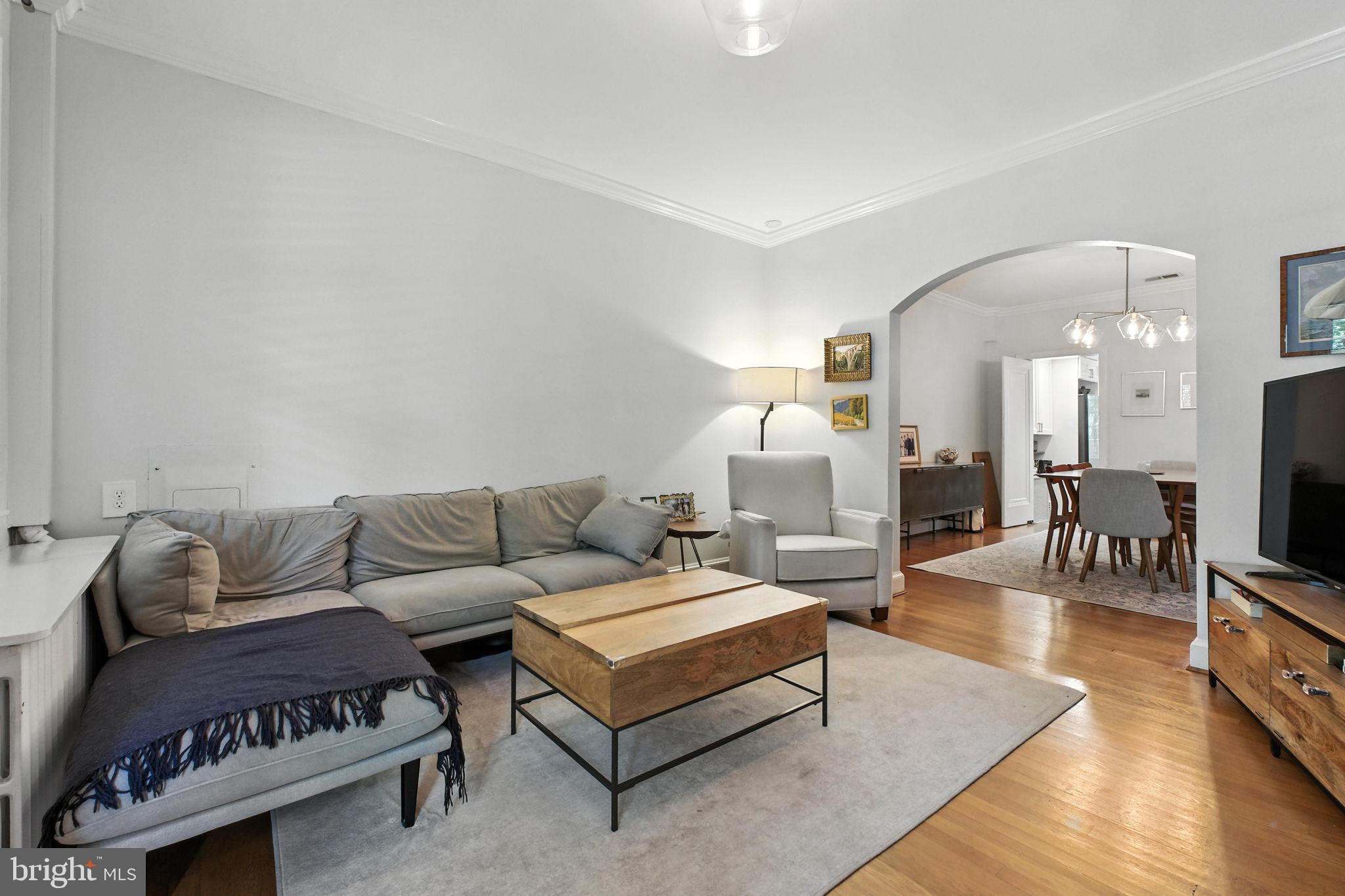 23 6TH STREET NE