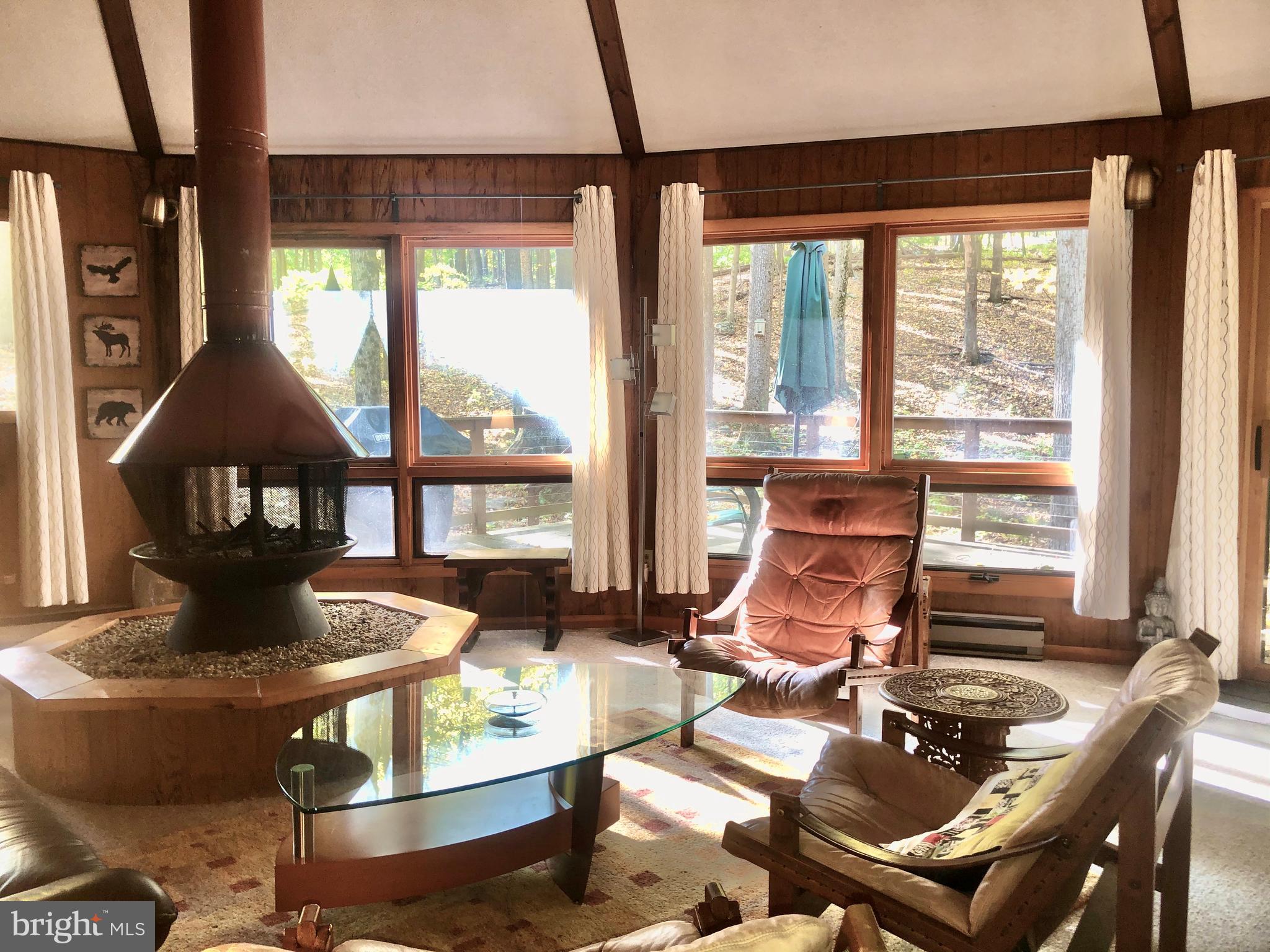 COOLFONT MOUNTAINSIDE - Residential