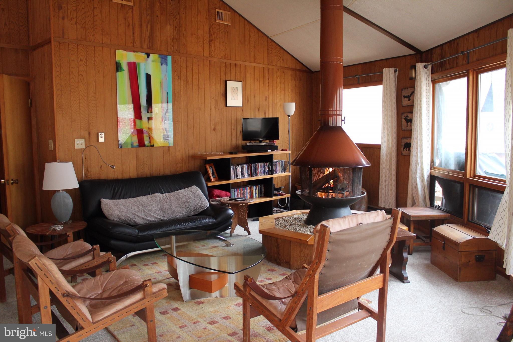 COOLFONT MOUNTAINSIDE - Residential