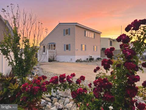 Homes For Sale - 128 Curlew Road Rd<br/> TUCKERTON, NJ 08087