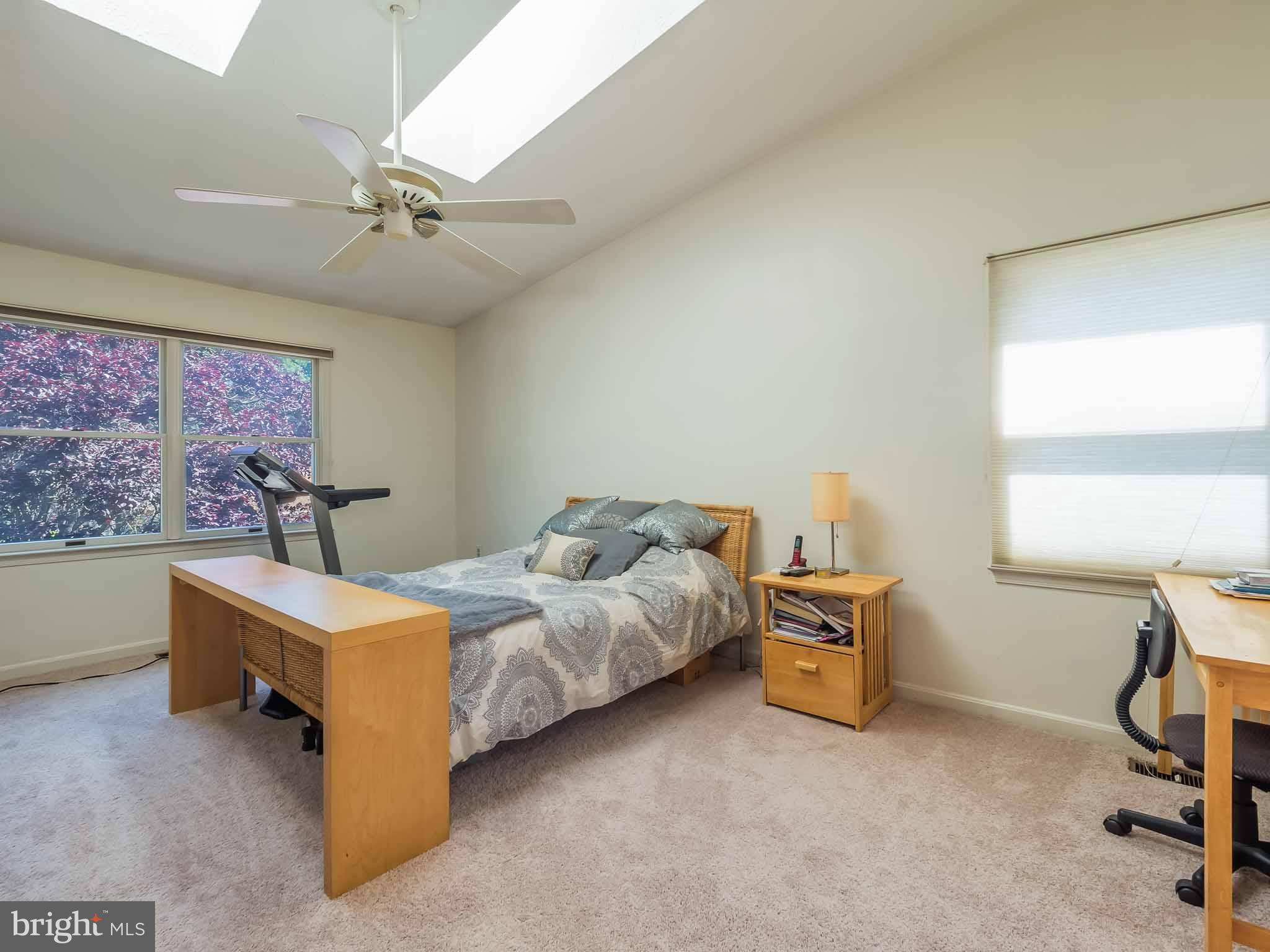 COURTS OF FOUR SEASONS - Residential