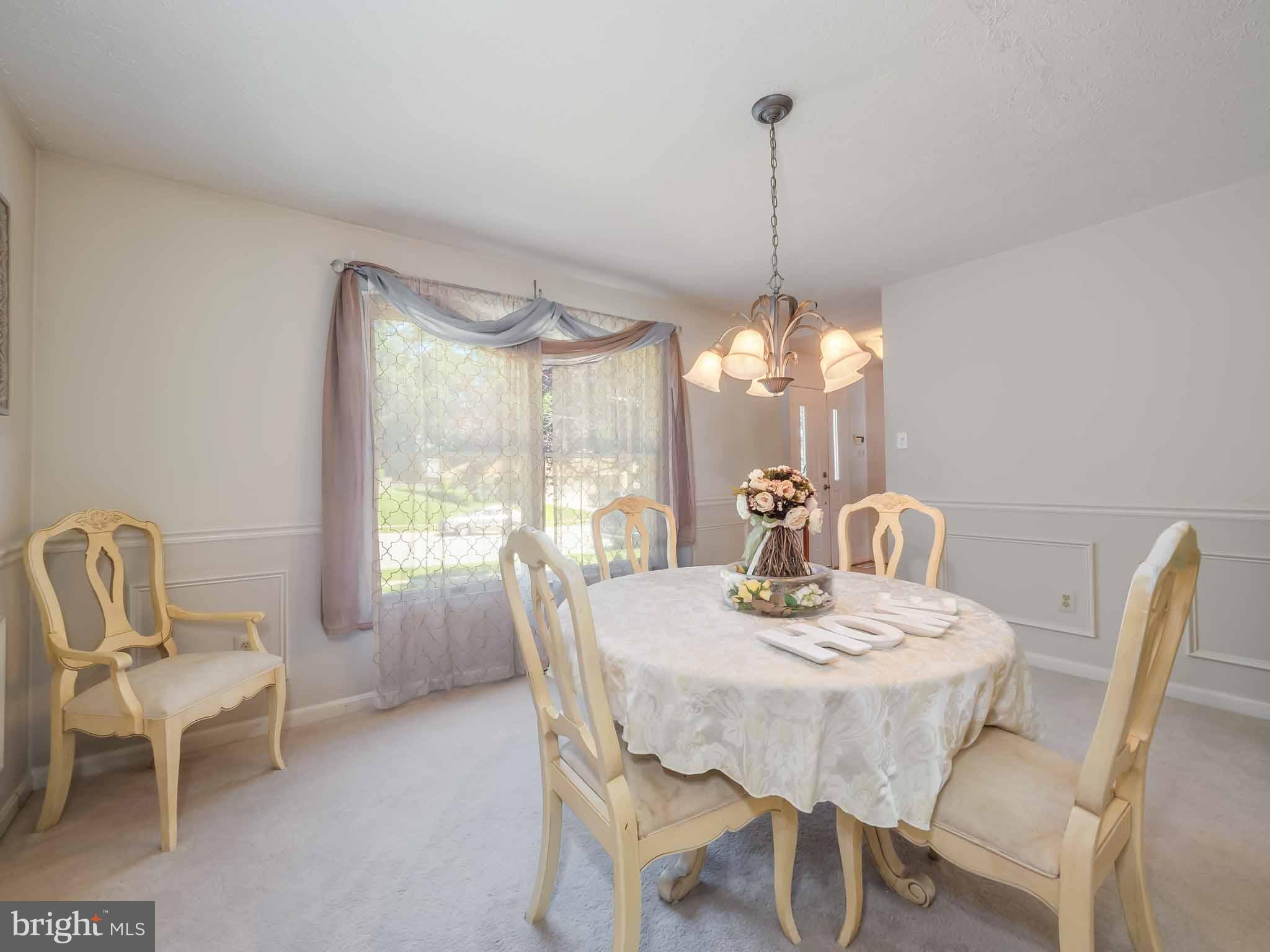 COURTS OF FOUR SEASONS - Residential