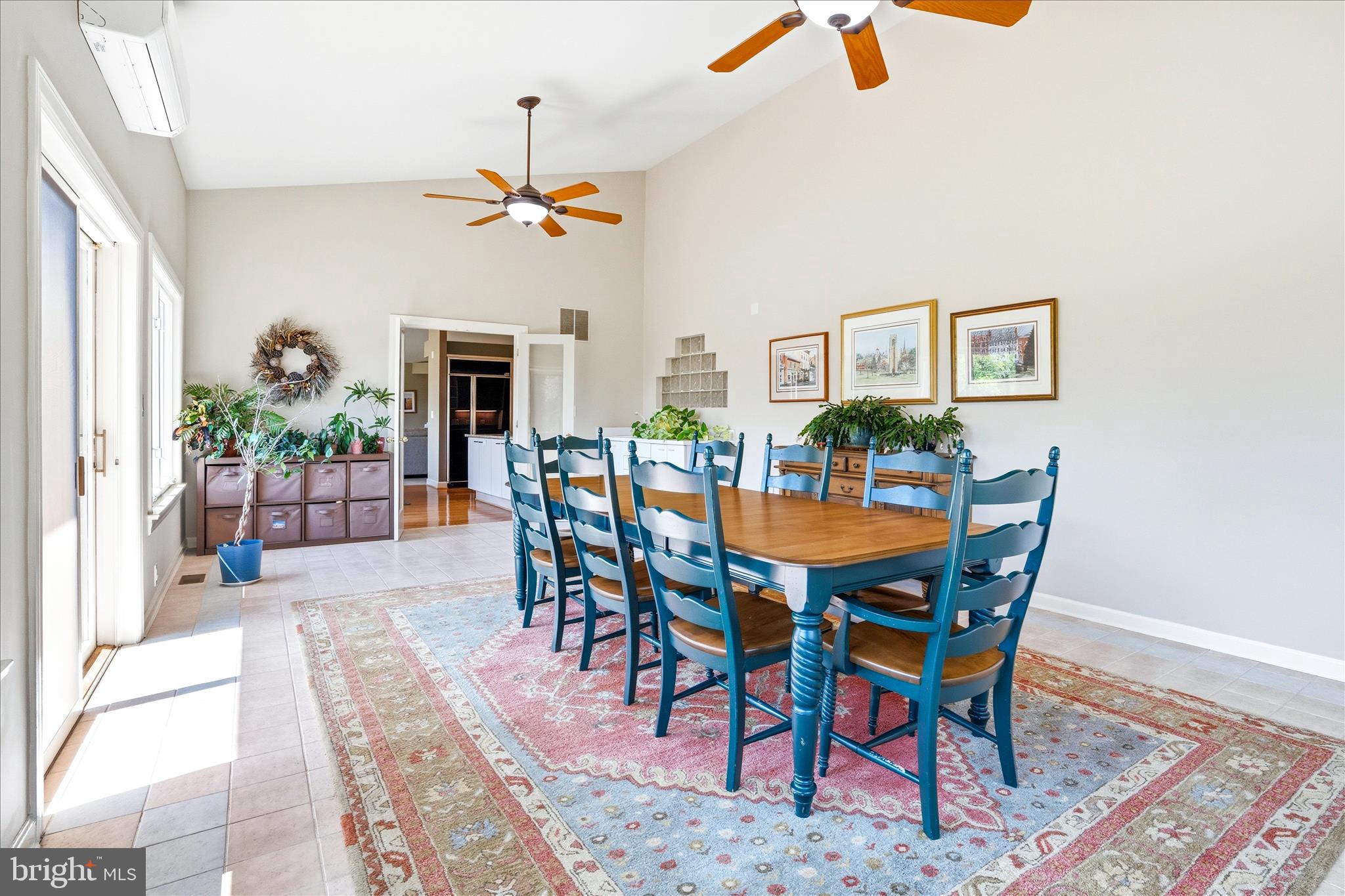 WHITE FLINT SPRINGS - Residential