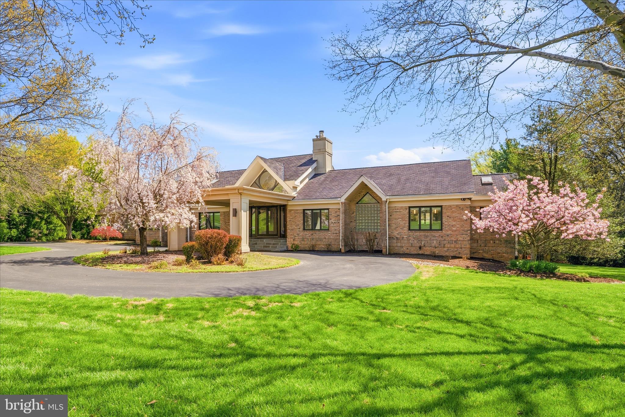 WHITE FLINT SPRINGS - Residential