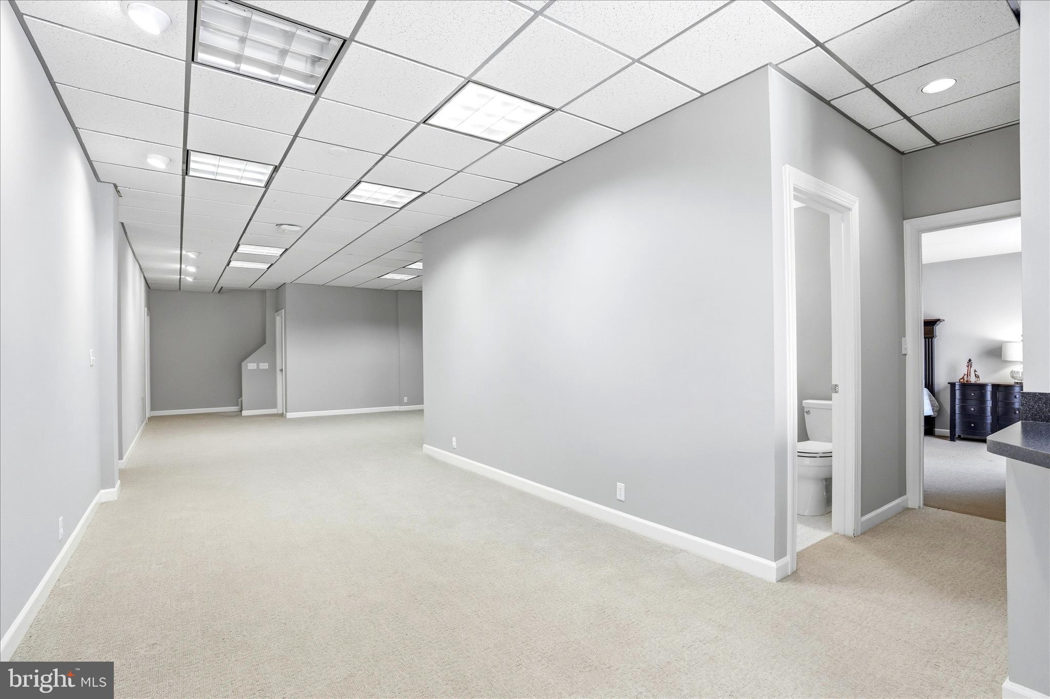 WHITE FLINT SPRINGS - Residential