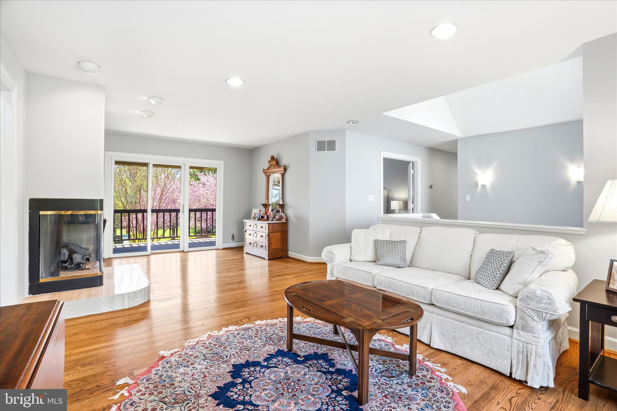 WHITE FLINT SPRINGS - Residential