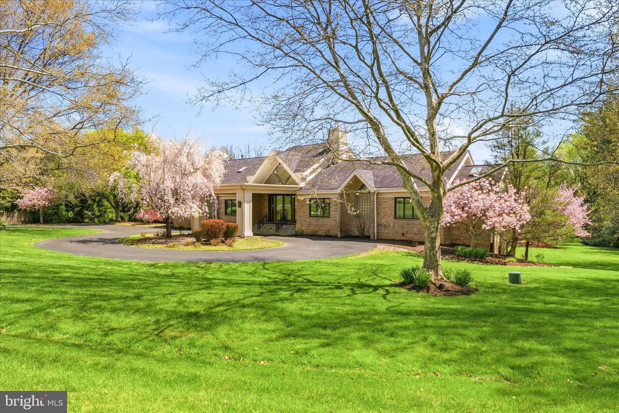 WHITE FLINT SPRINGS - Residential