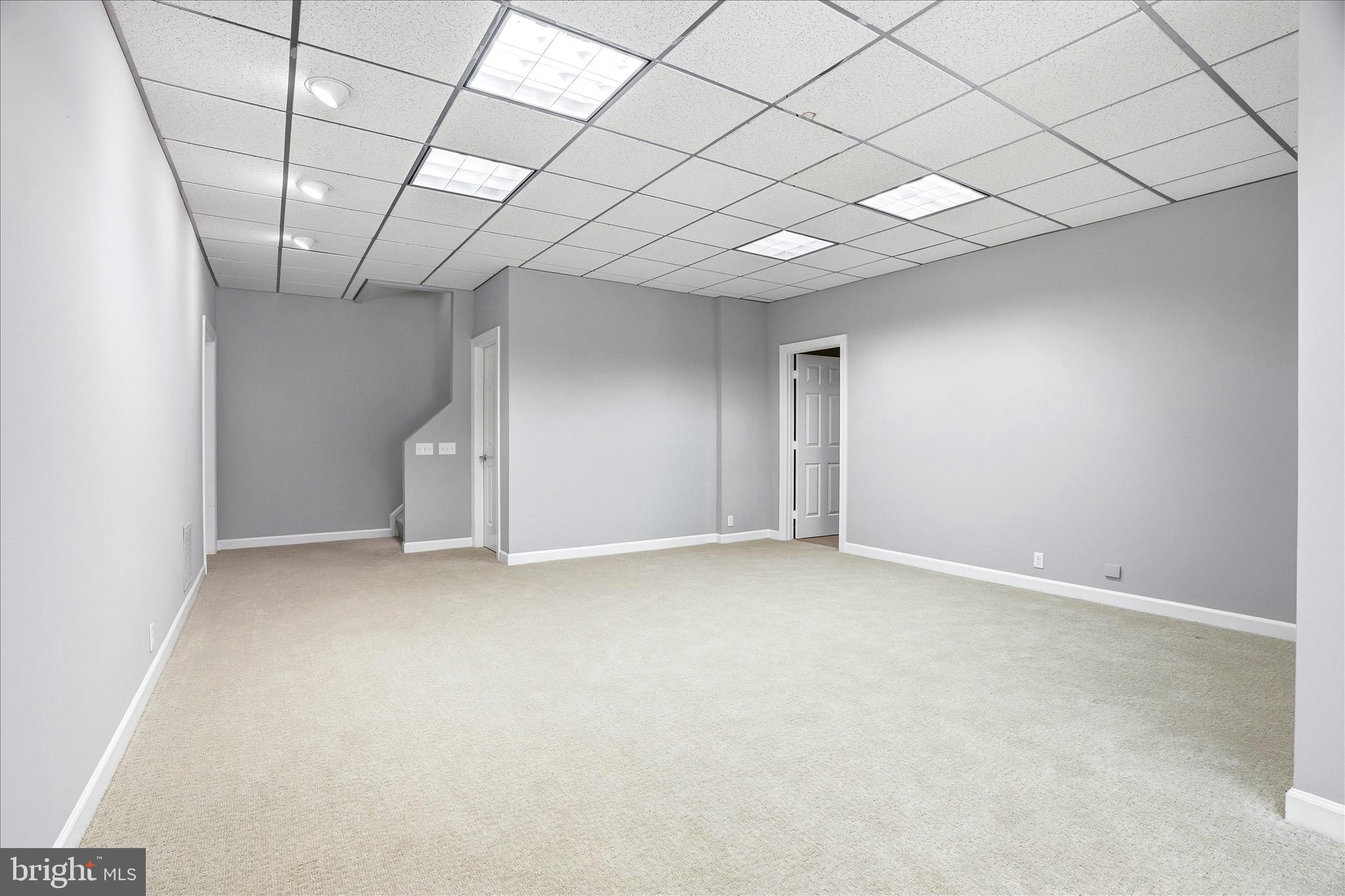 WHITE FLINT SPRINGS - Residential