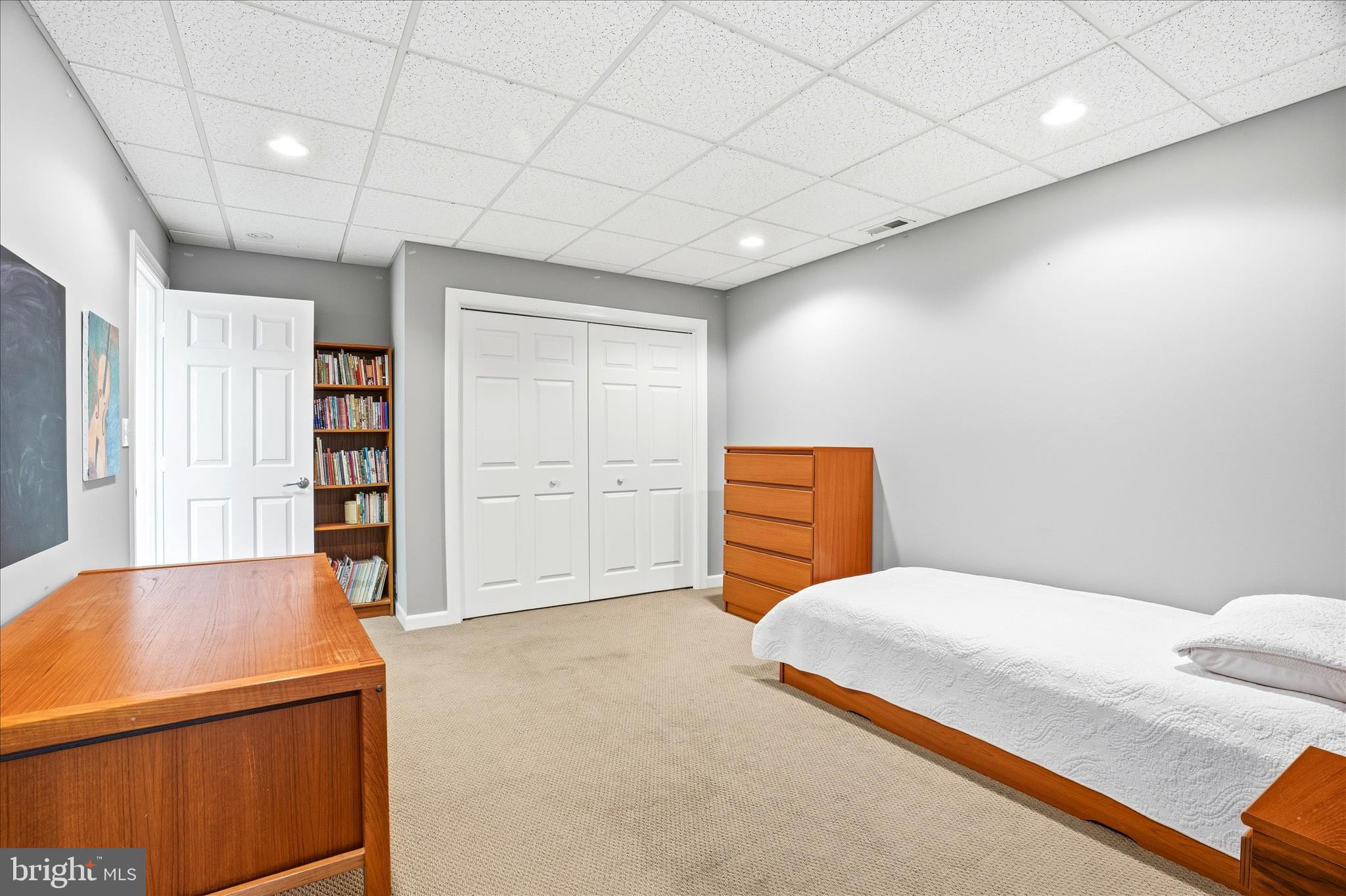 WHITE FLINT SPRINGS - Residential