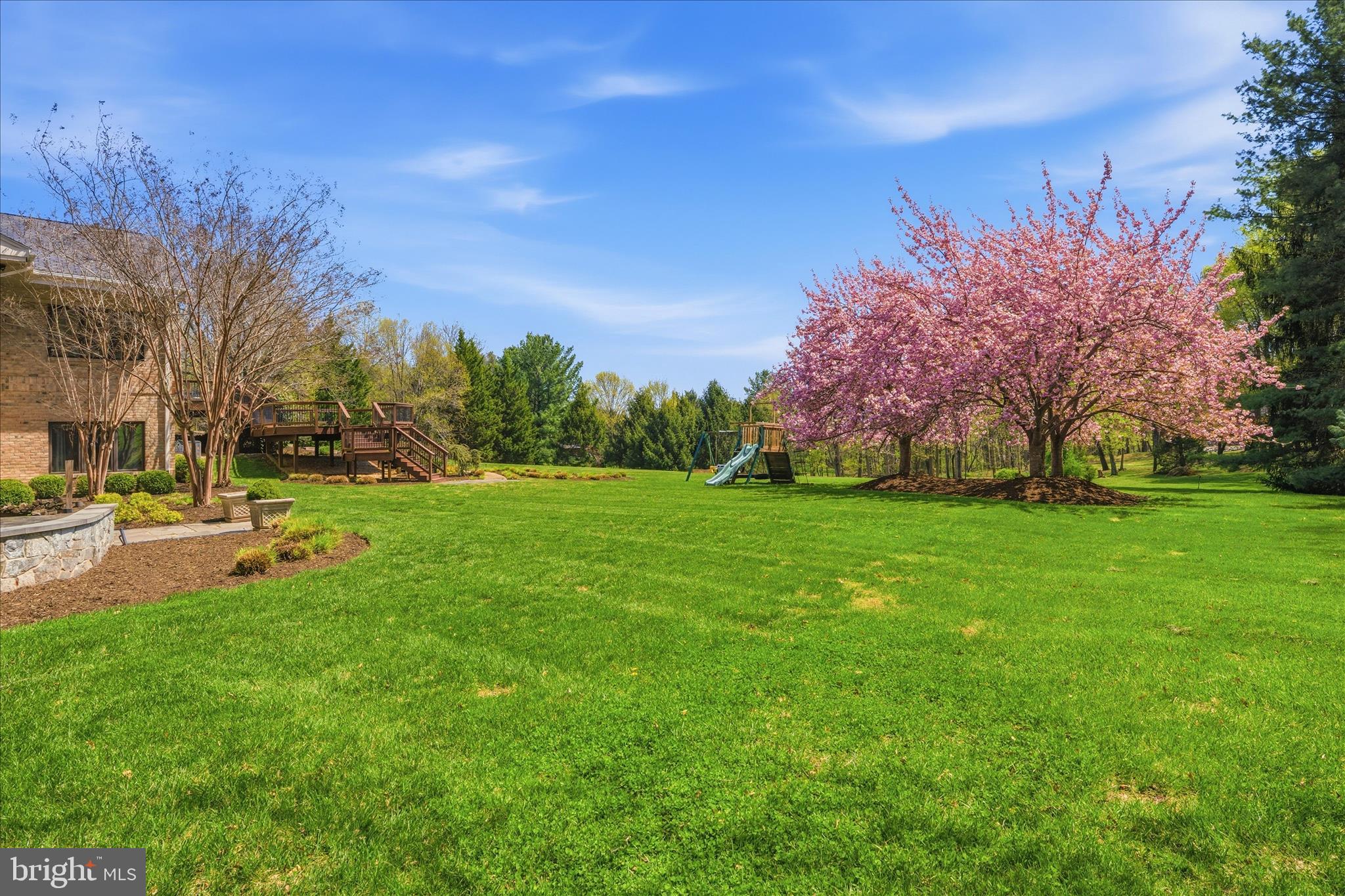 WHITE FLINT SPRINGS - Residential