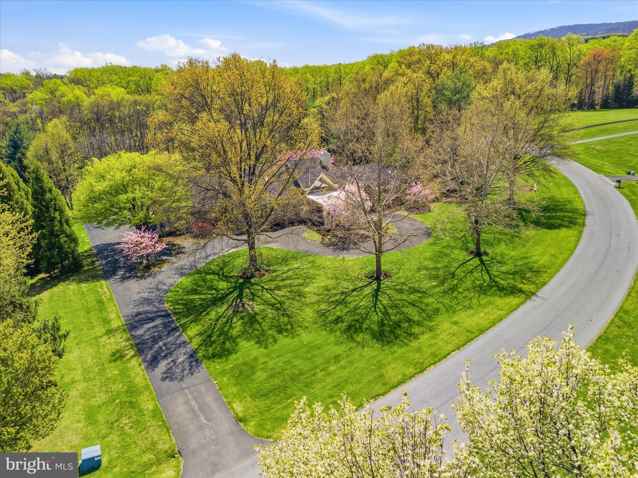 WHITE FLINT SPRINGS - Residential