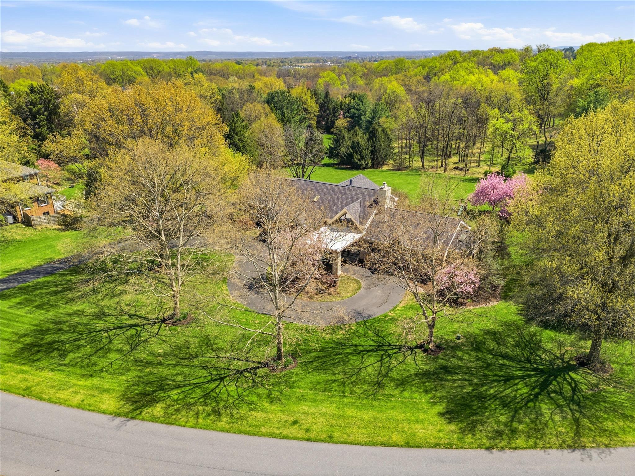 WHITE FLINT SPRINGS - Residential