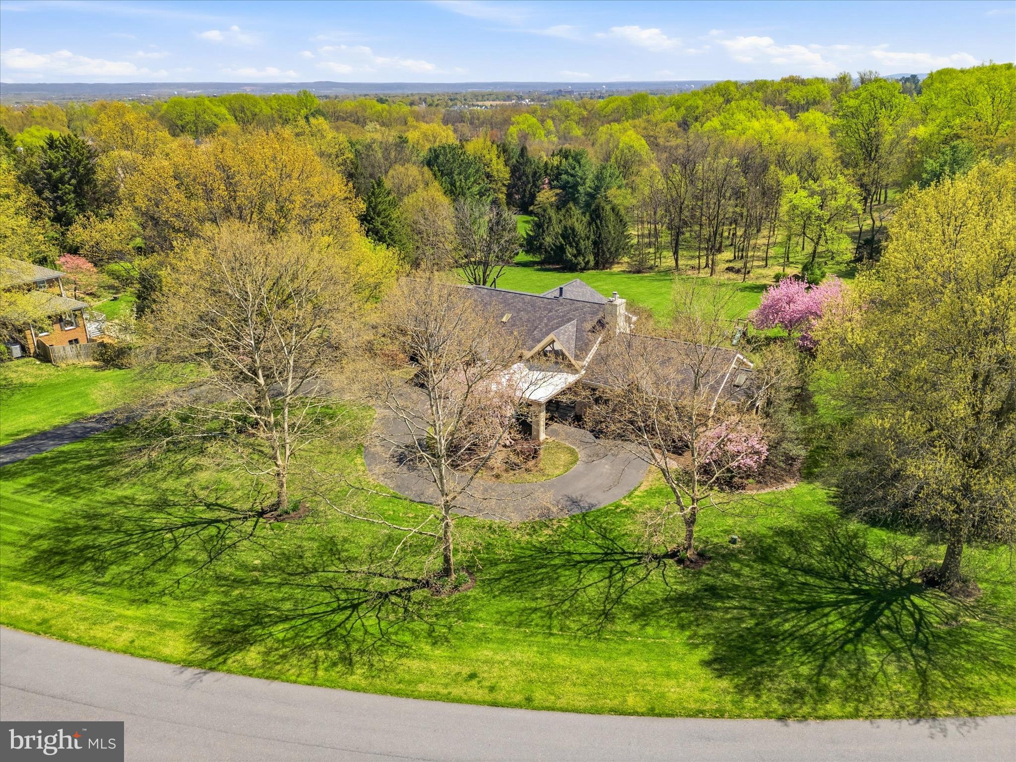 WHITE FLINT SPRINGS - Residential
