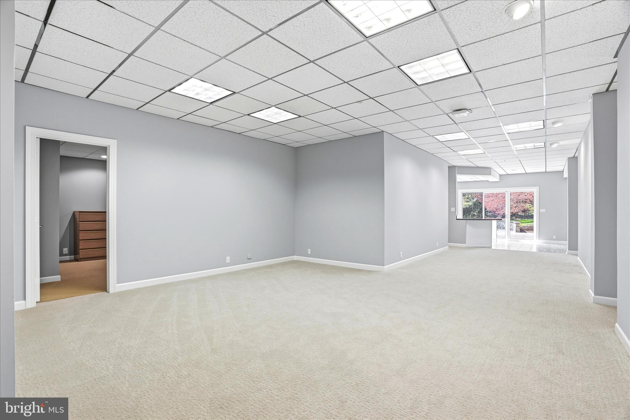 WHITE FLINT SPRINGS - Residential