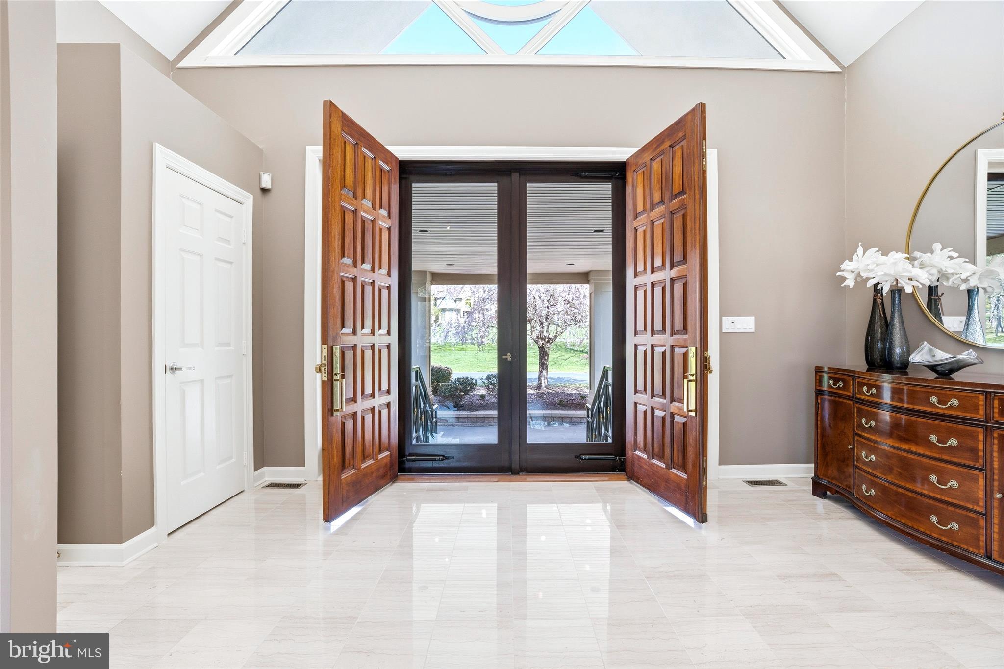 WHITE FLINT SPRINGS - Residential