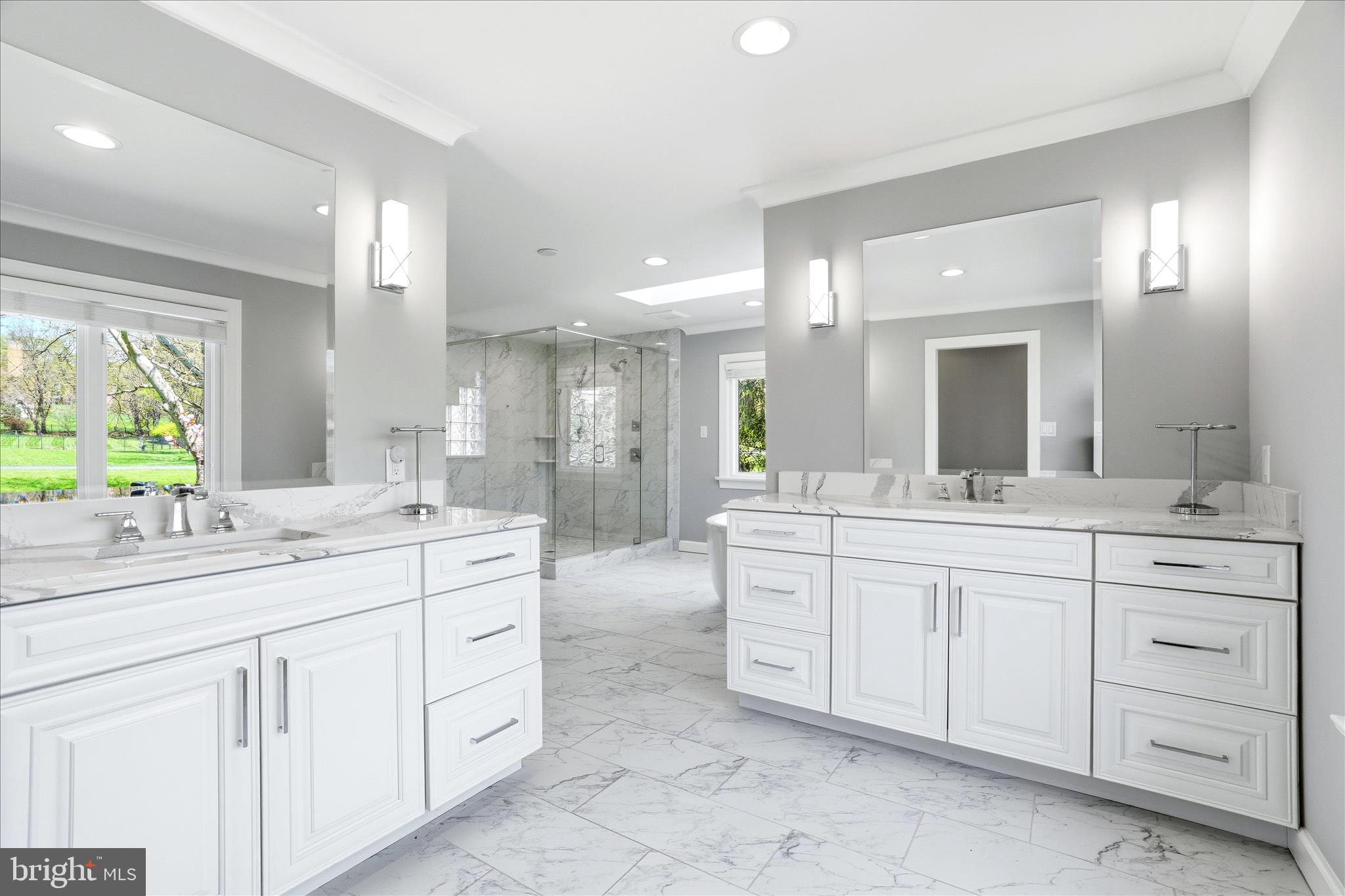 WHITE FLINT SPRINGS - Residential