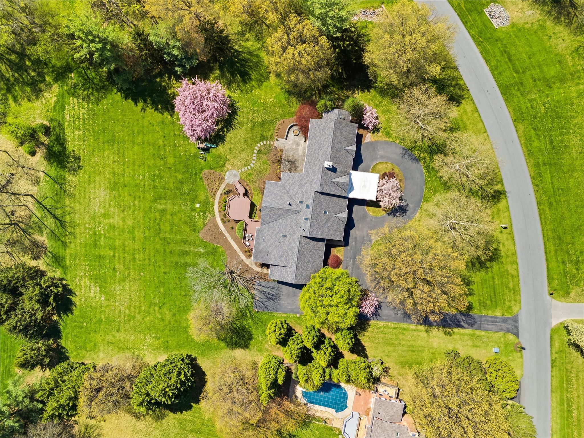 WHITE FLINT SPRINGS - Residential