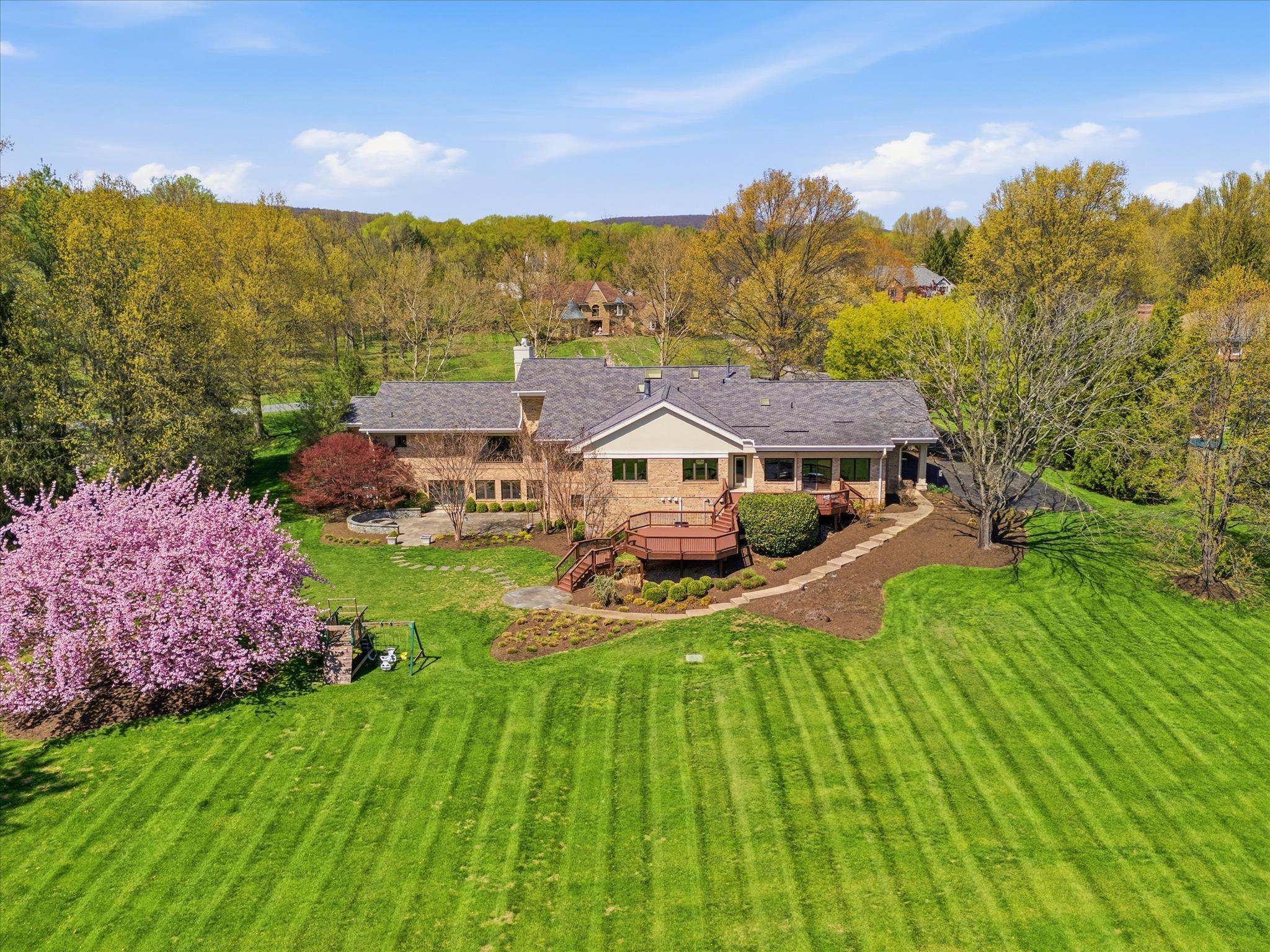 WHITE FLINT SPRINGS - Residential