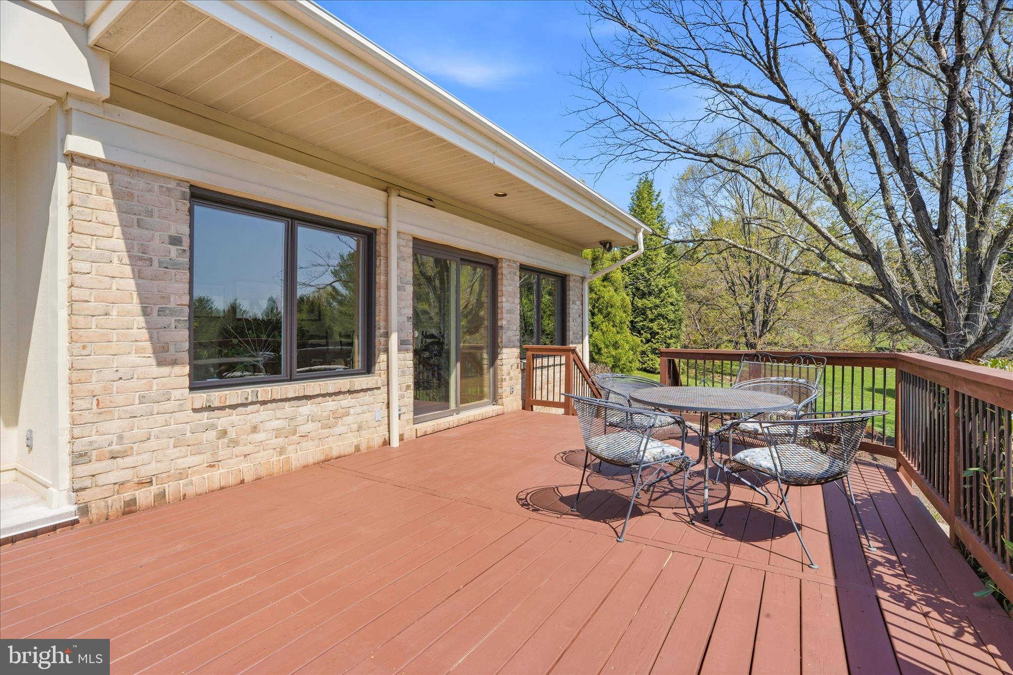 WHITE FLINT SPRINGS - Residential