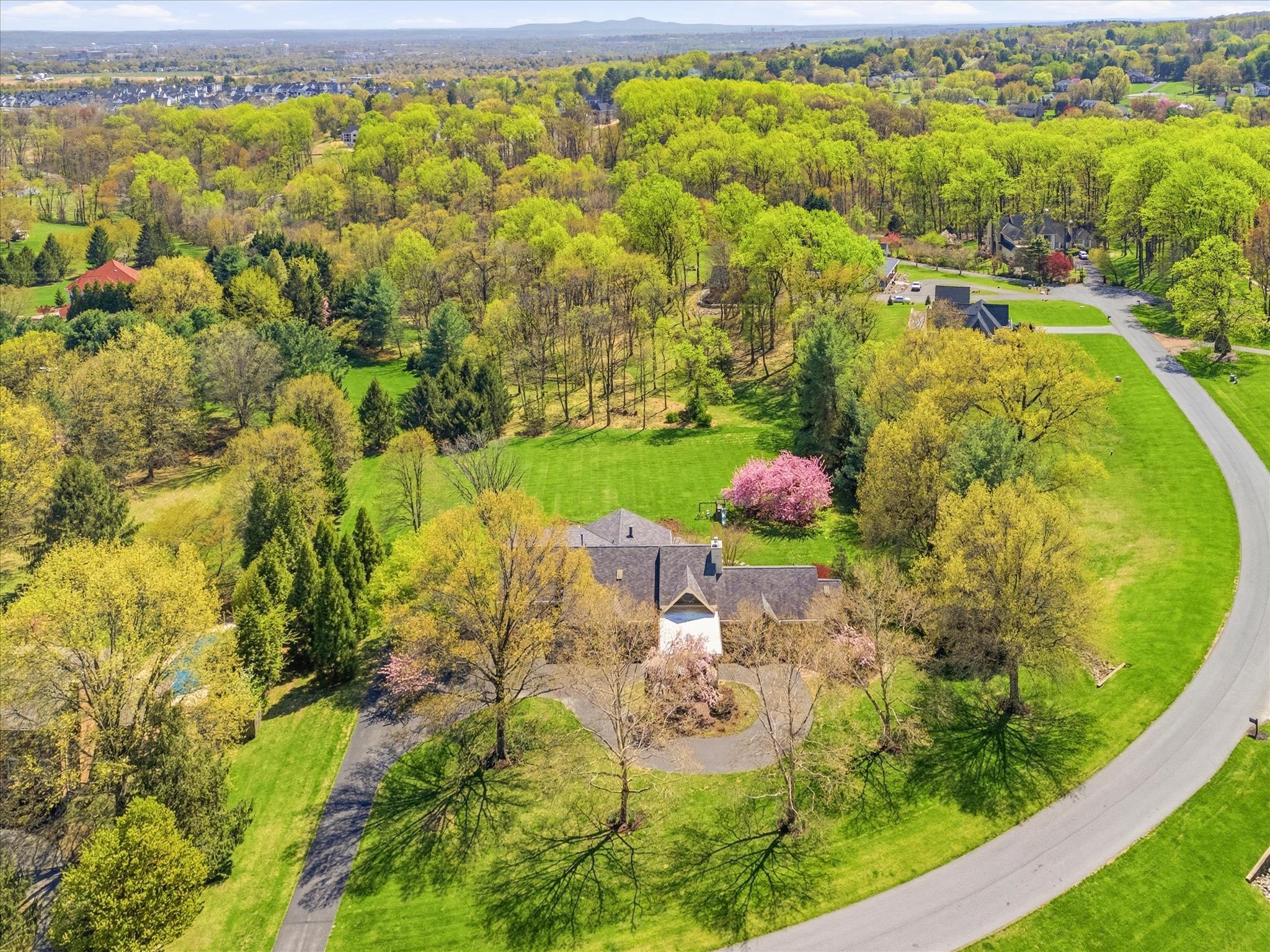 WHITE FLINT SPRINGS - Residential