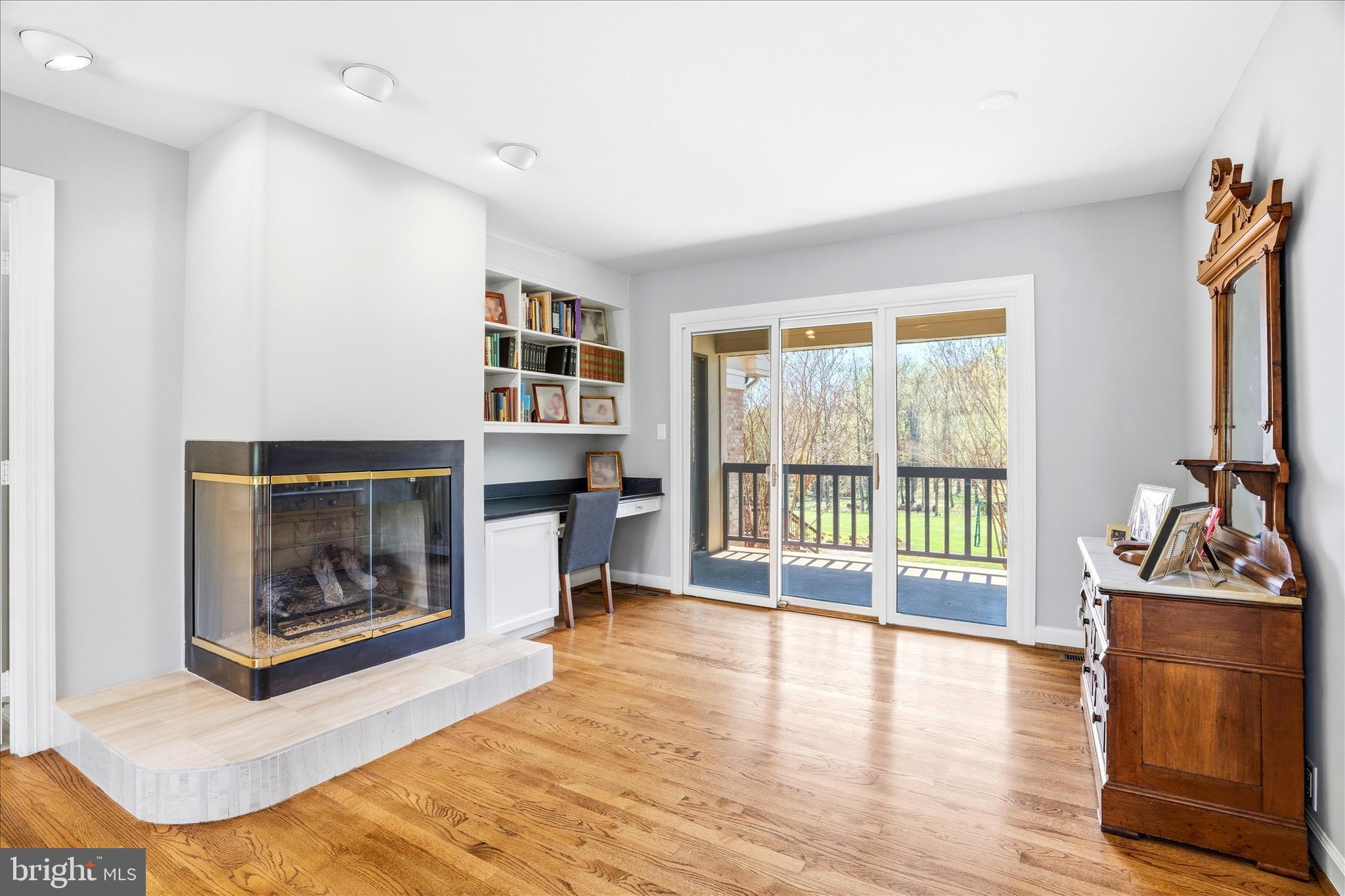 WHITE FLINT SPRINGS - Residential