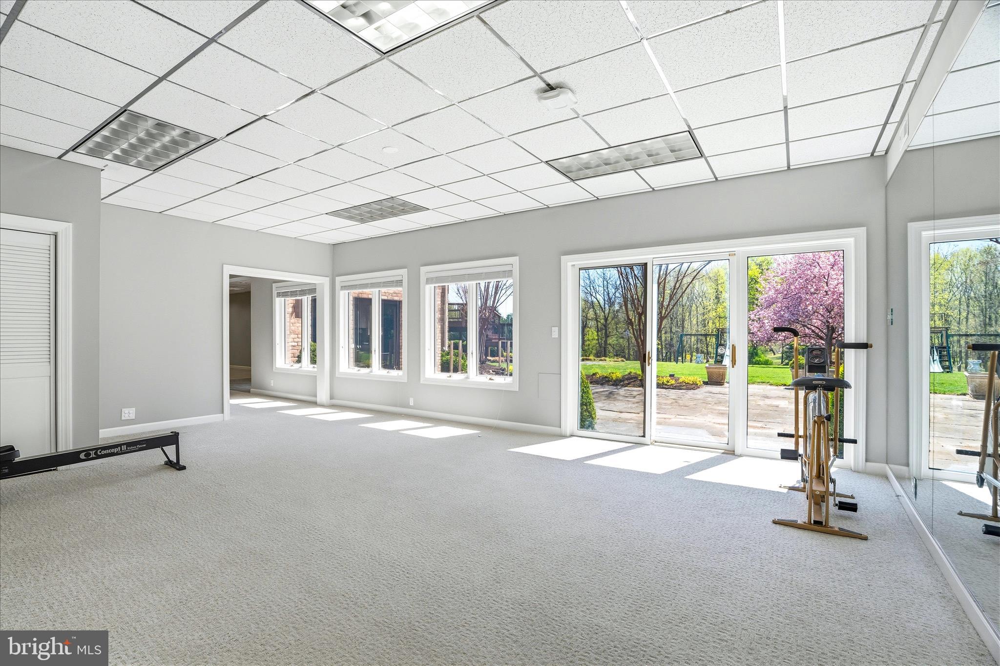 WHITE FLINT SPRINGS - Residential