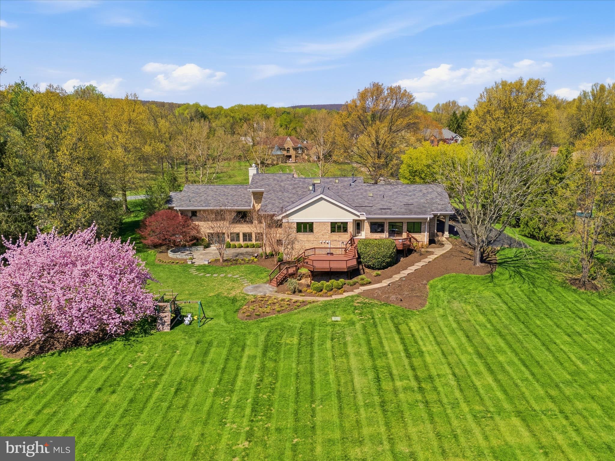 WHITE FLINT SPRINGS - Residential