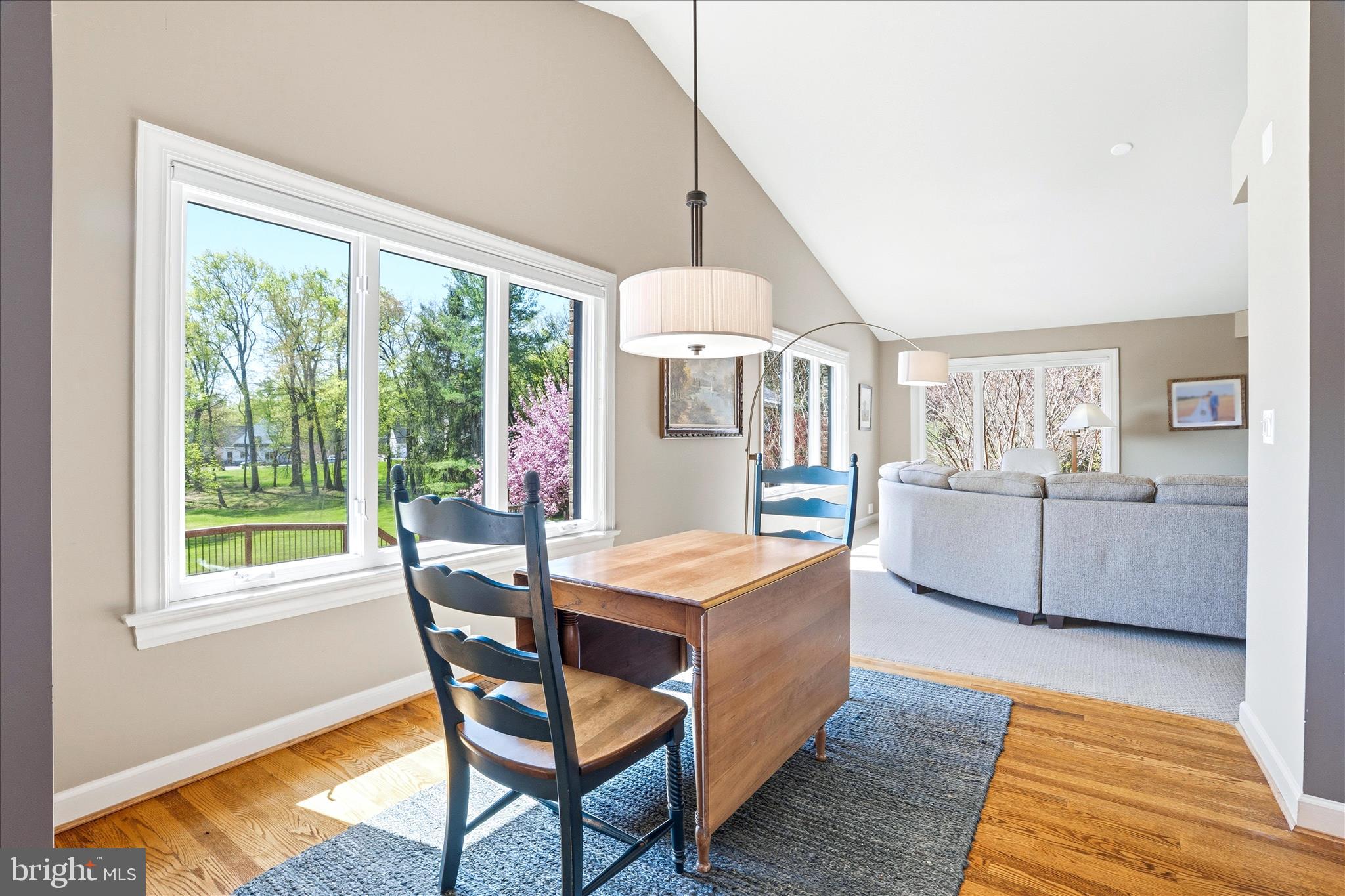 WHITE FLINT SPRINGS - Residential