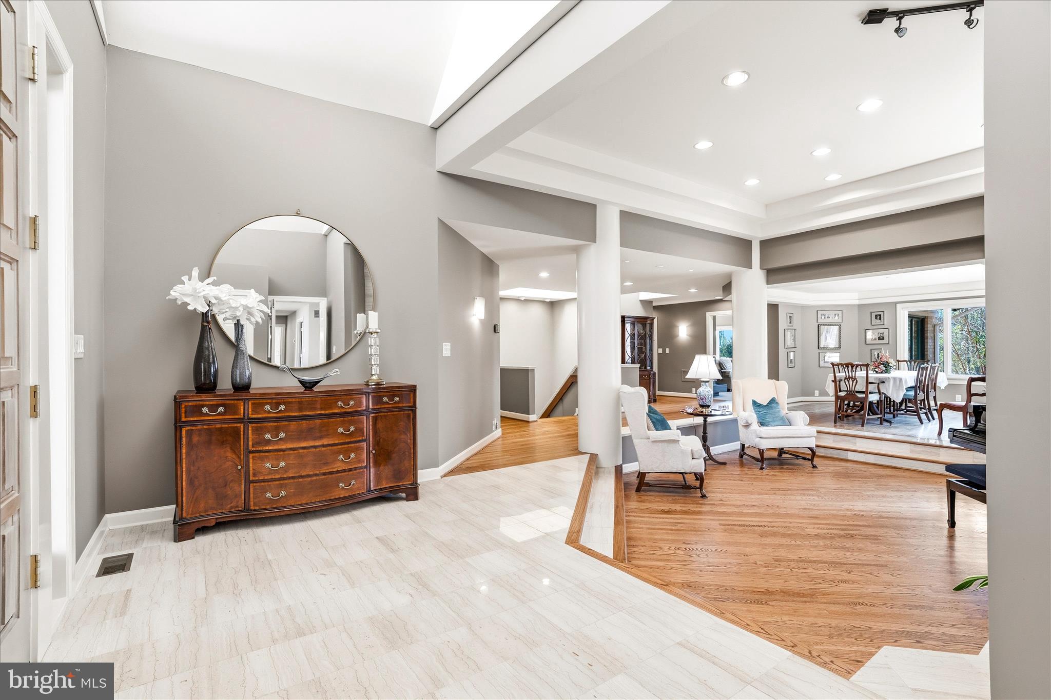 WHITE FLINT SPRINGS - Residential